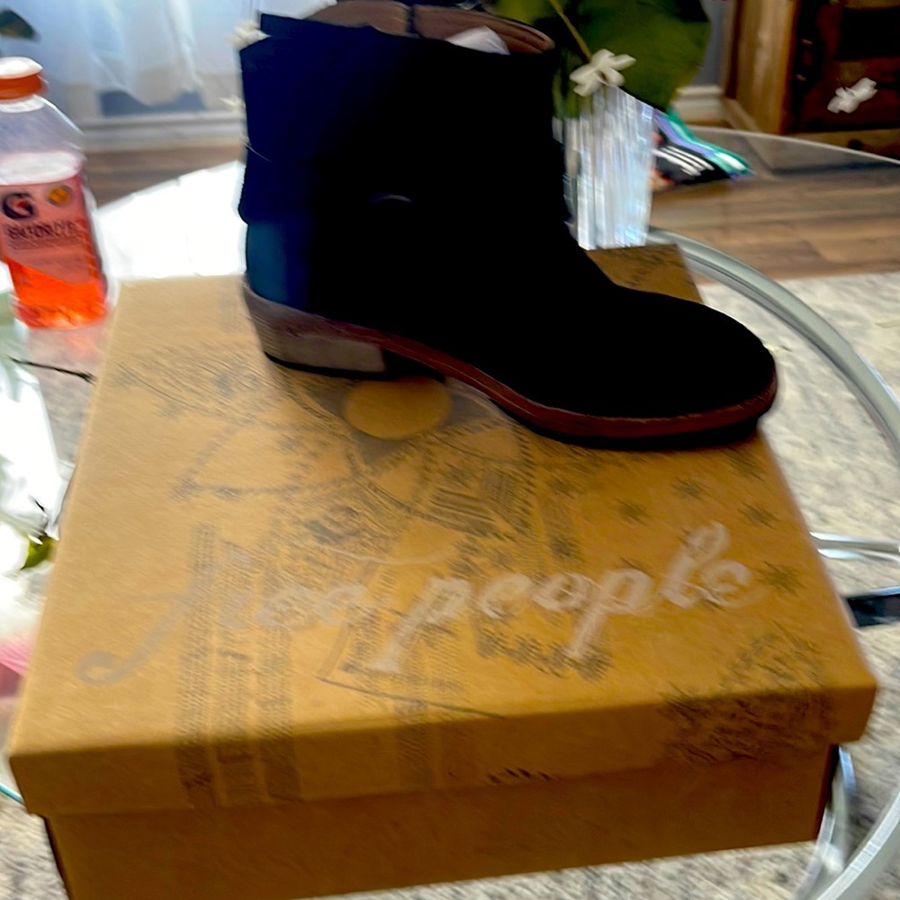 Black ankle boots new no tags